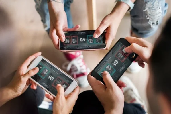 5 Game Buat Mabar Bareng Teman di HP 5 Game Buat Mabar Bareng Teman di HP